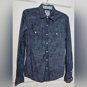 Men's or women's red tab button down chambray Jean shirt size small